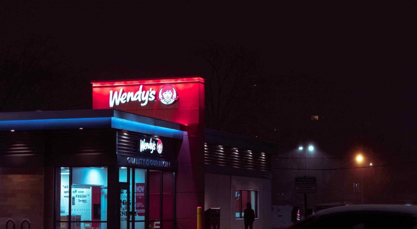 wendys advertisement sign