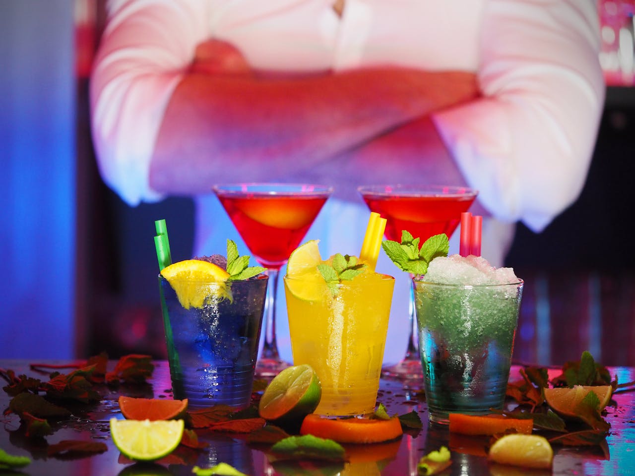 bartender mixologist